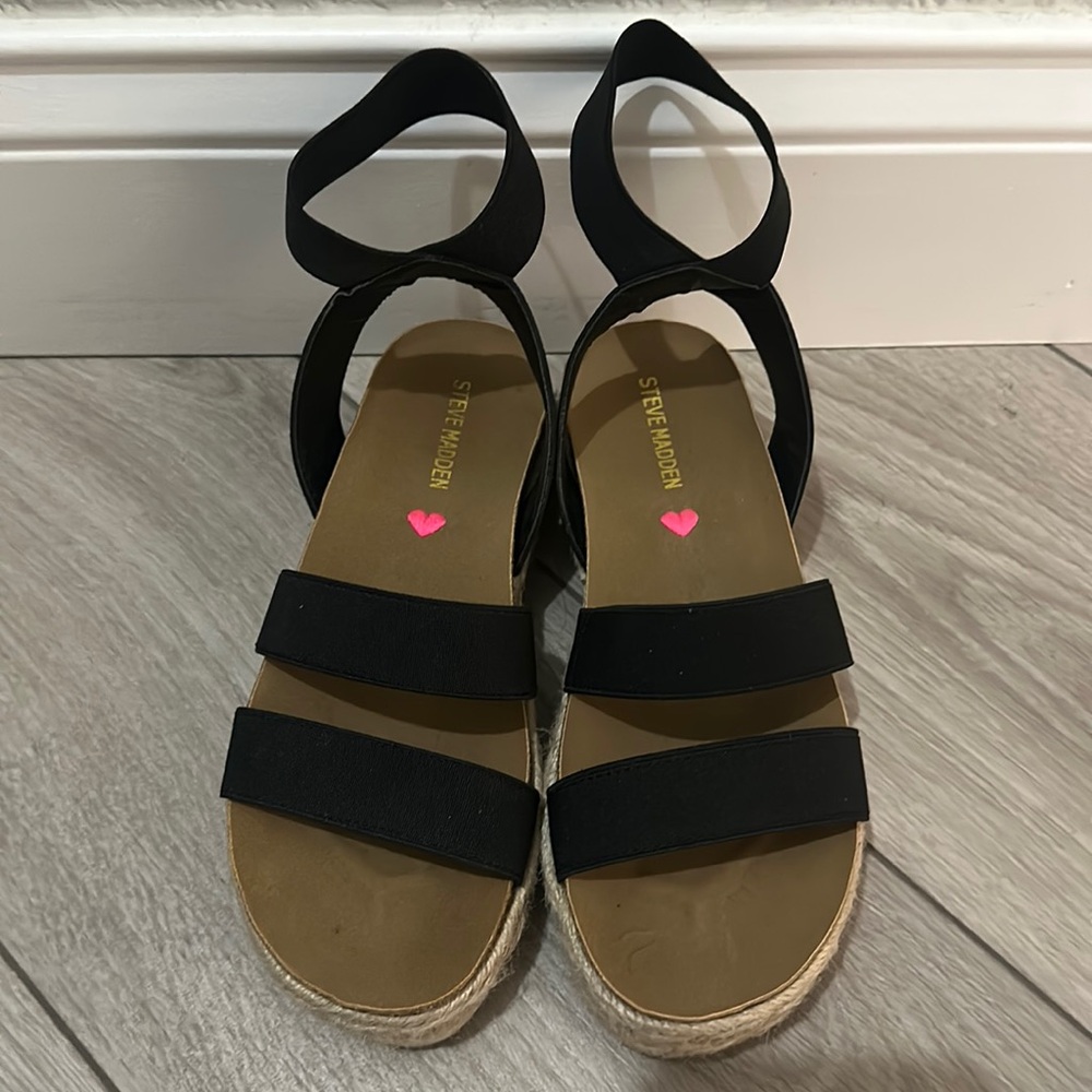 Gently Used. Youth girls, Steve Madden black and tan espadrilles. Size 2